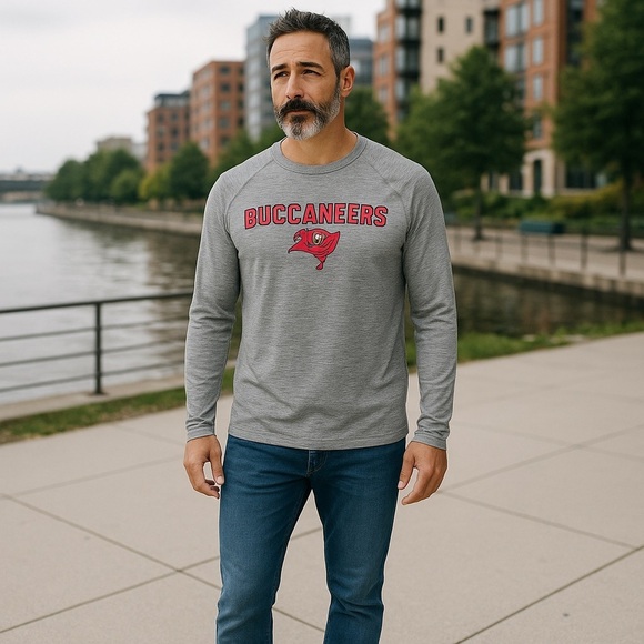 Team Apparel Other - Team Apparel Tampa Bay Buccaneers Pullover LS Shirt